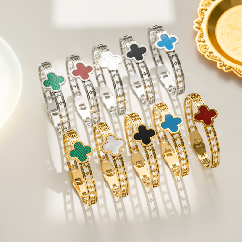 Michelle Flower Four Clover Bangle