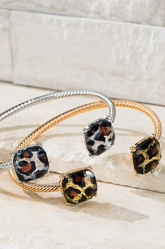 Faceted Glass Leopard Bracelet