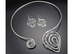 Silver Plated Open Collar Choker With Hammered Spirals