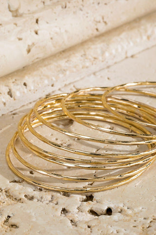 Stacking Hammered Metal 8 Pieces Bangle Bracelet Set